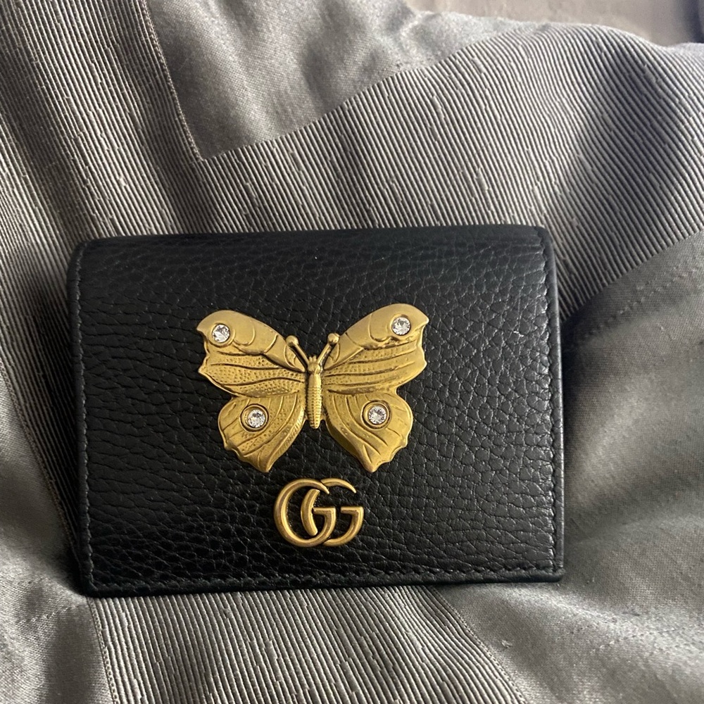 Pebbled Calfskin Butterfly Card Case Black